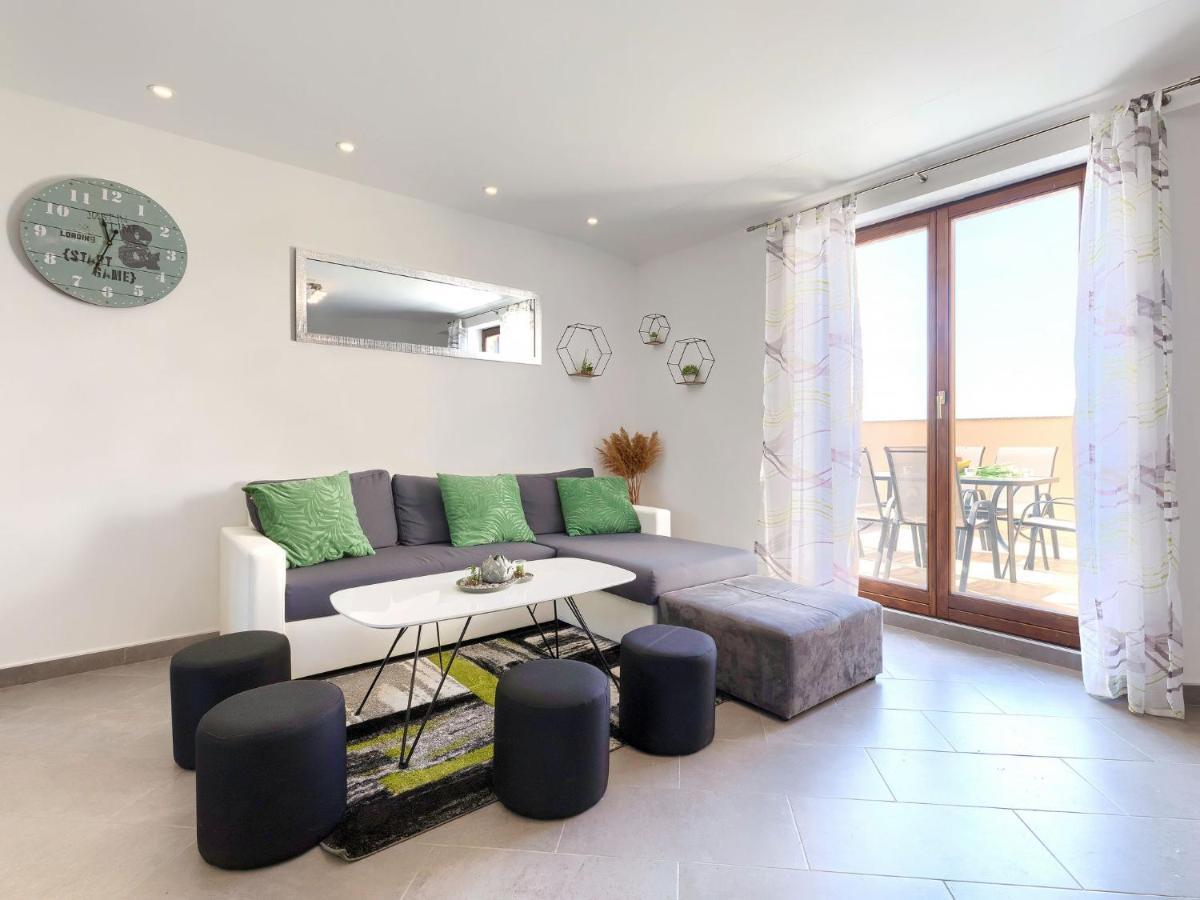 Apartman Joy By Interhome *