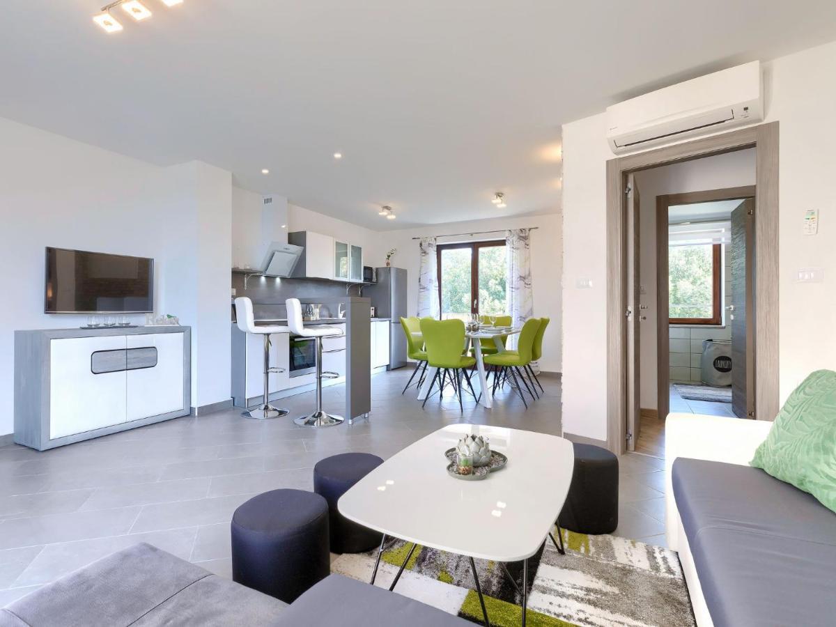 Joy By Interhome Apartman *