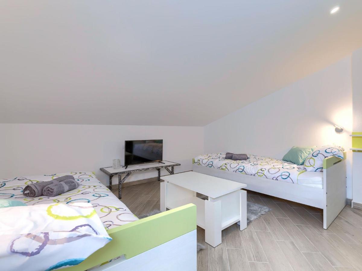 Apartman Joy By Interhome *